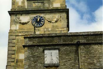 Sundial on Woodstock church  on  the  Oxfordshire sundial trail on www.sundials.co.uk