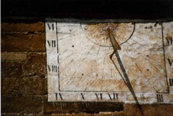 Sundial at Wroxton  on  the  Oxfordshire sundial trail on www.sundials.co.uk