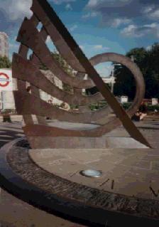 Sundial at Tower Hill, London